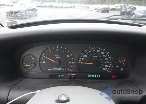 1999 Dodge Grand Caravan Se z USA, uszkodzony, nr VIN 1B4GP44R0XB863872